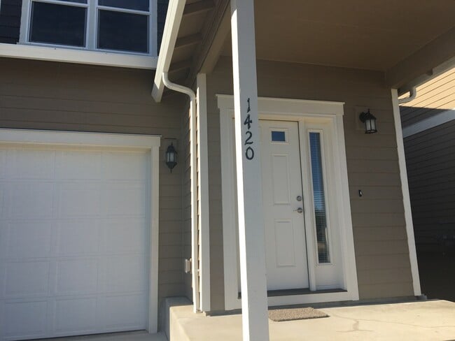 Photo - 1422-1422 Marigold Dr Unit 1422 Marigold Dr.