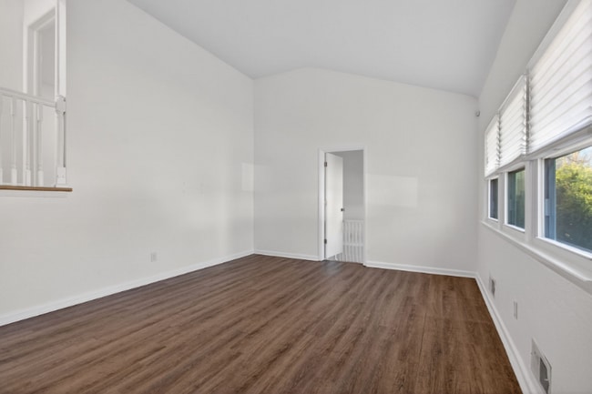 Photo - 1013 Sherry Ave