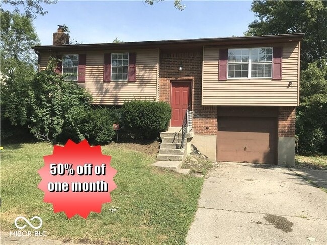 Building Photo - 9444 English Oak Dr