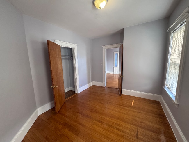 Photo - 127 Walnut St Unidad 2