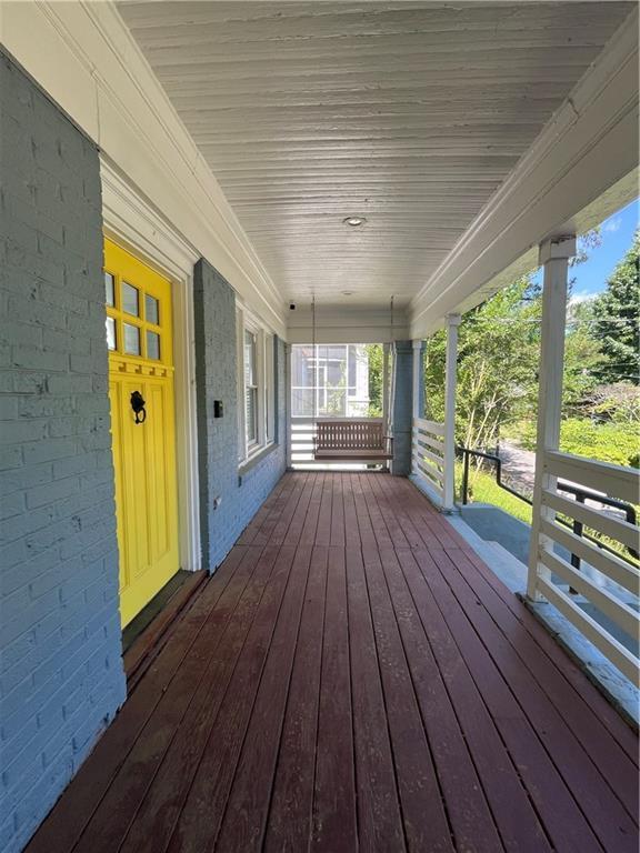 Photo - 954 Byron Dr SW