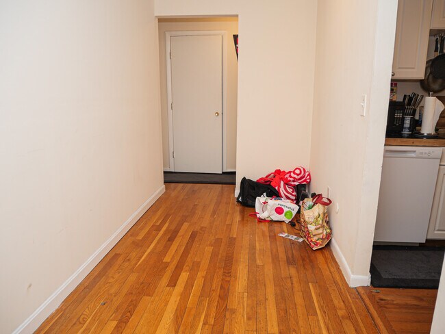 Photo - 1039 Commonwealth Ave