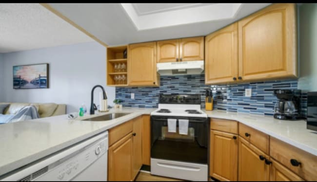 Photo - 4250 A1A S Unidad B16