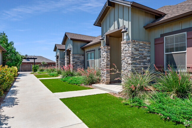 Salt Creek - Salt Creek Townhomes