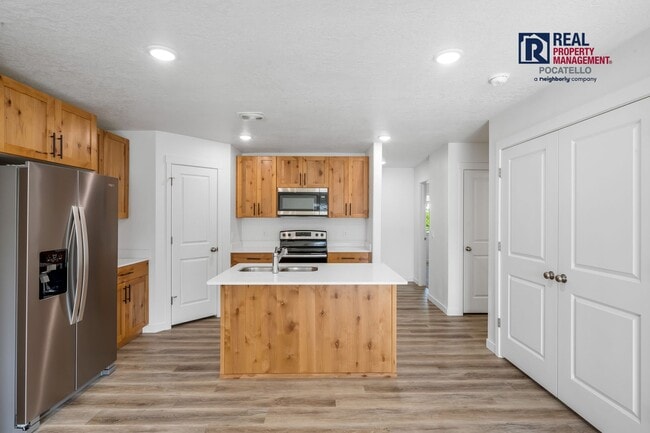 Photo - 1014 W Quinn Rd Unit #201