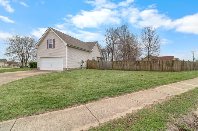 Photo - 3809 Man O War Blvd