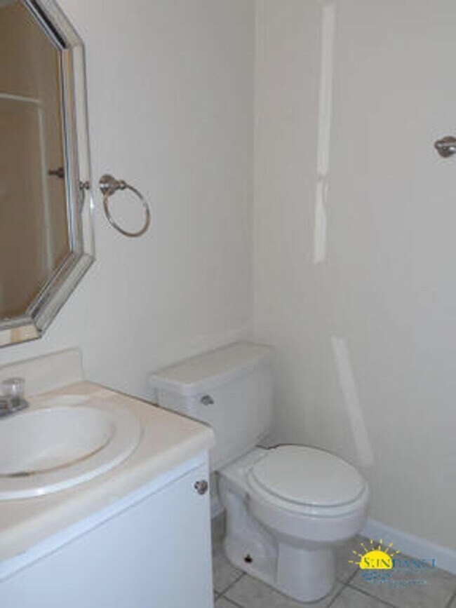 Photo - Spacious Townhouse in Downtown Fort Walton...