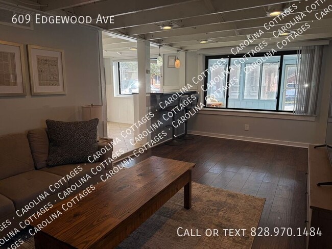 Photo - 609 Edgewood Ave