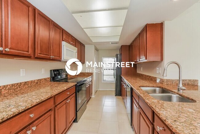 Photo - 3 Bedroom Pet-Friendly Home in Cape Coral, FL with Main Street Renewal