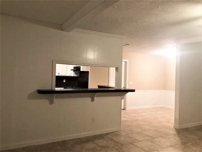 Photo - 25323 Lynbriar Ln