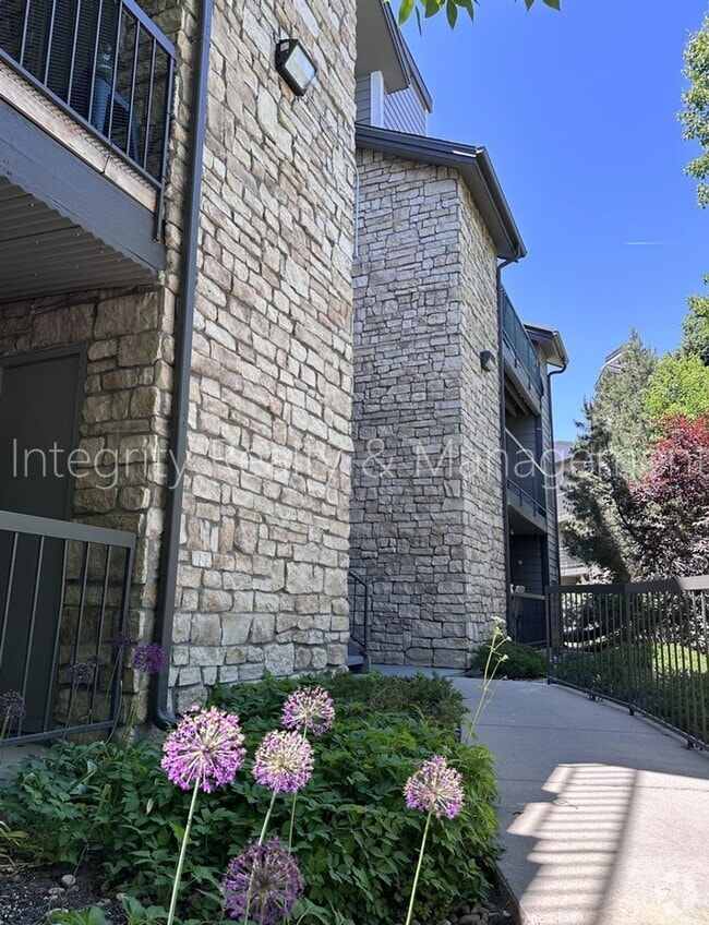 Building Photo - 2575 S Syracuse Way Unit M204 Rental