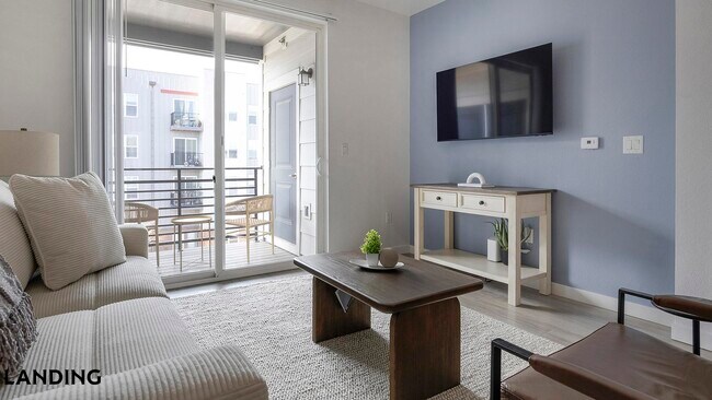 4000 N Albion St Unidad B303