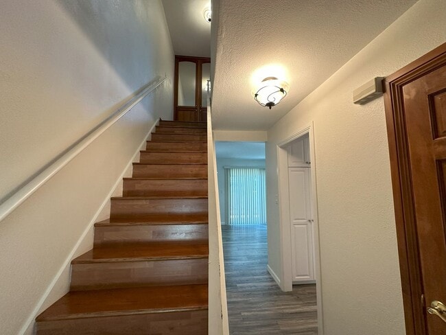 152 Glover Ave