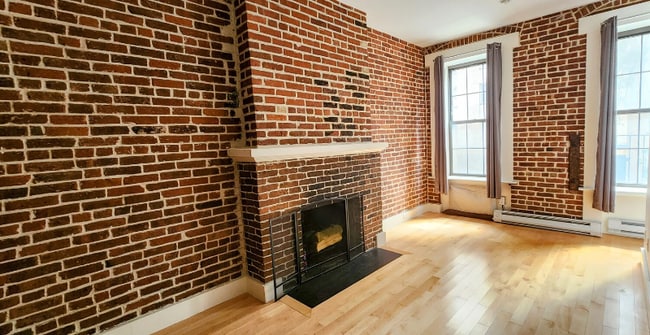 Building Photo - 349 E 52nd St Rental