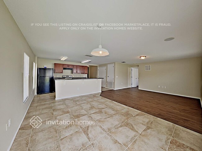 Photo - 3011 Yarrow Ln
