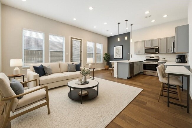 Photo - 614 Thornton Rd