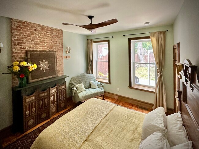 Photo - 95 Liberty Street Wh