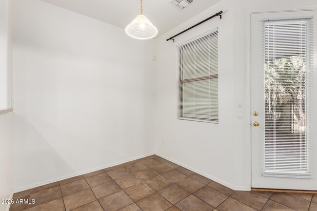 Photo - 1886 E Don Carlos