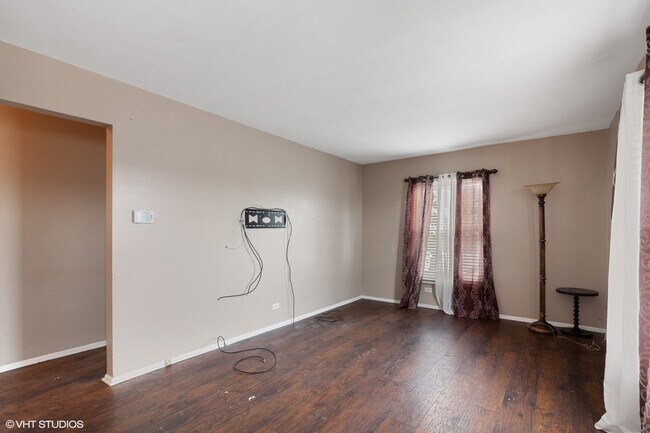 Photo - 16713 Highview Ave