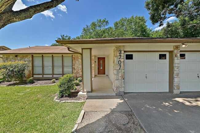 Photo - 3707 Tarragona Ln