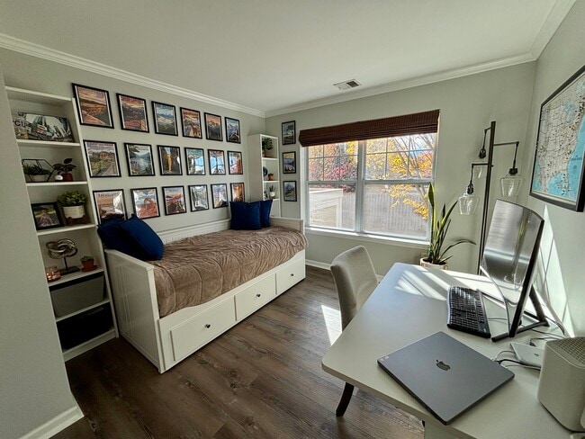 Photo - 34 Schoolhouse Dr Unit 203