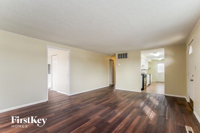 Photo - 728 Jackson Ave