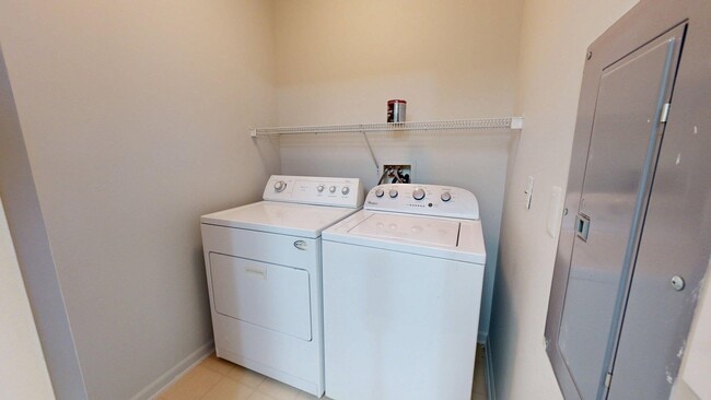 Photo - 2767 S Knightsbridge Cir