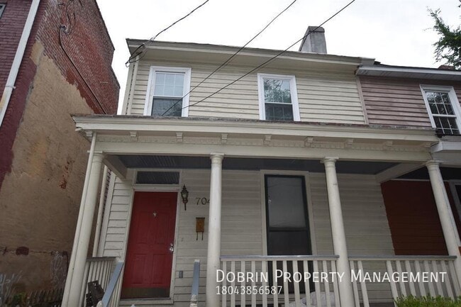 Photo - 704 W Clay St