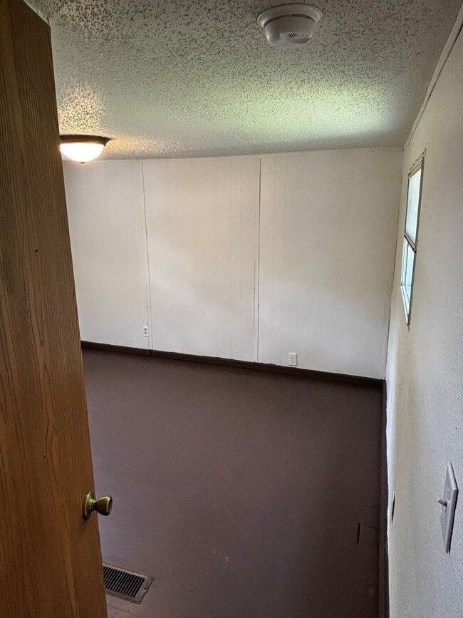 Photo - 22056 Hwy Mm