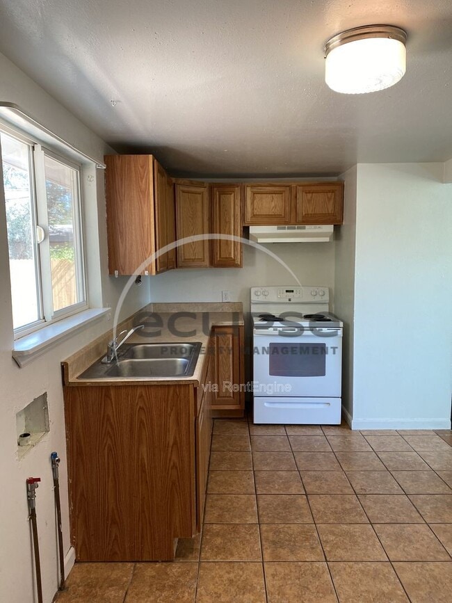 Photo - 1005 Denver Ave
