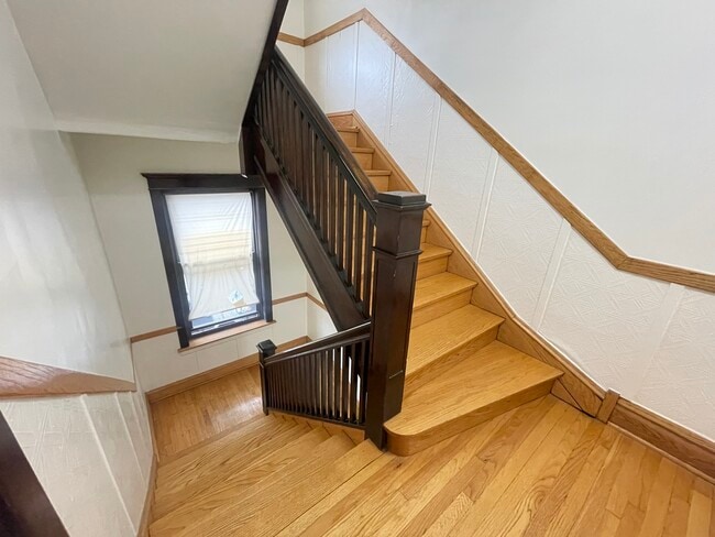 Photo - 3270 W Dickens Ave Unit 2