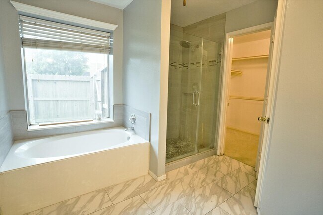Photo - 16807 Dunbar Grove Ct