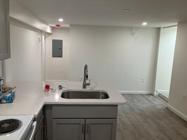 Photo - 622 Cummins Hwy