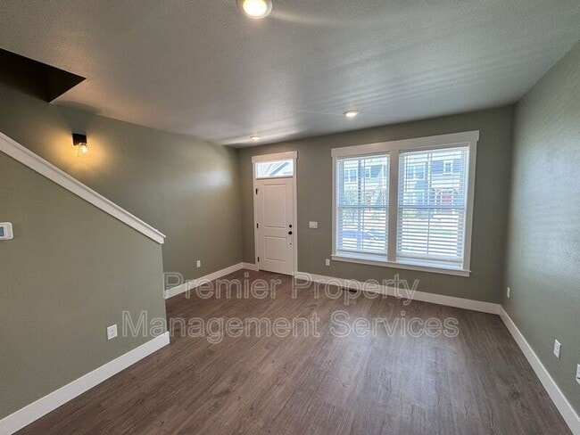 Photo - 1678 St George Blvd