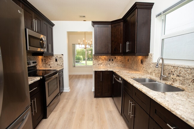 Photo - 10821 La Salinas Cir