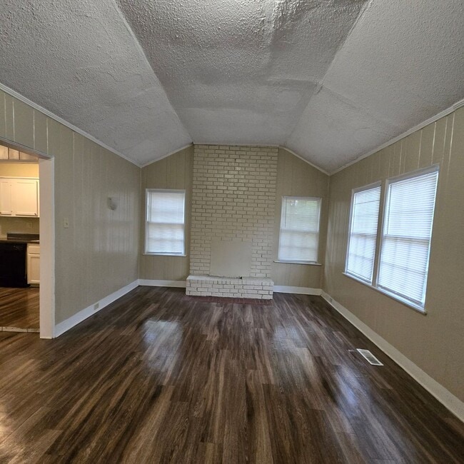 Photo - 151 Clower Rd