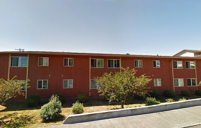 Photo - 114 Marcy Ave E