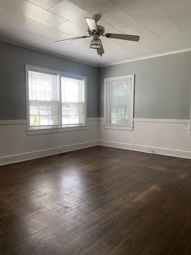 Photo - 1105 N Charlotte Ave