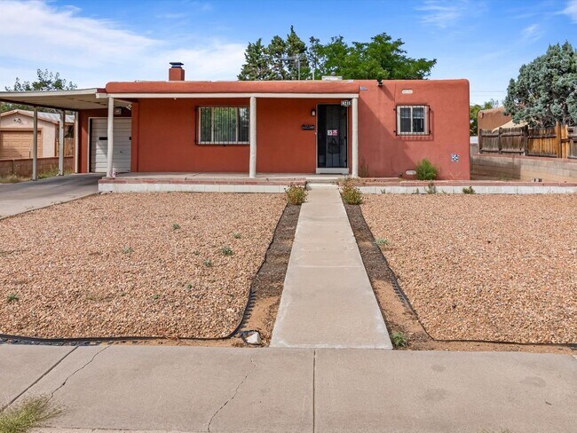 Photo - Unfurnished | 2 Bed / 1 Bath | NE Albuquer...