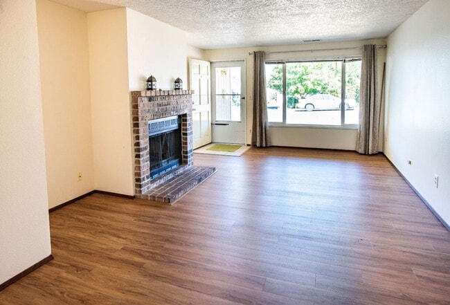 Photo - 2729 SE 63rd Ave