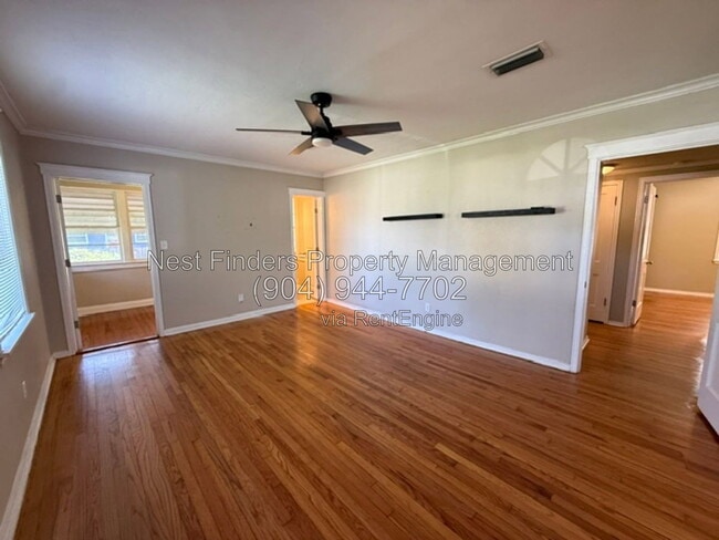 Photo - 1309 Macarthur St