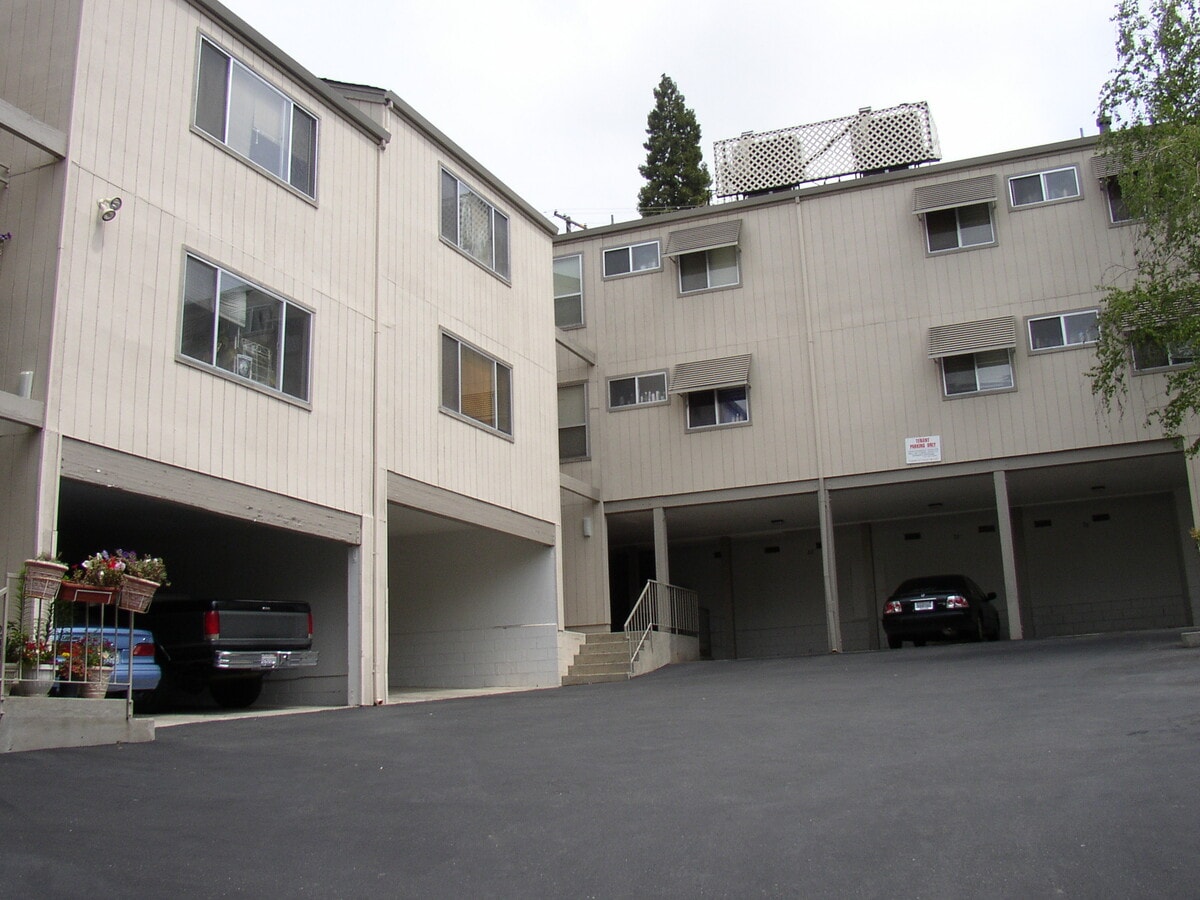 Photo - 129 Garfield St