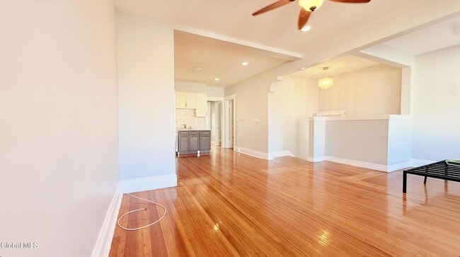 Photo - 554 Washington Ave