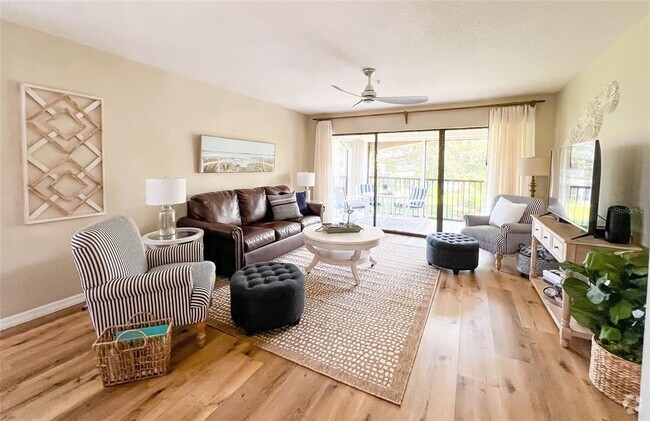 Building Photo - 445 Bouchelle Dr Unit 201 Rental