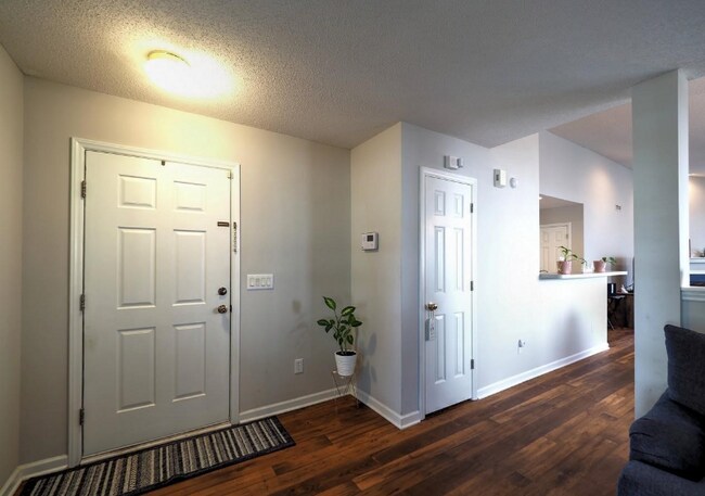 Photo - 4016 Apperson Dr