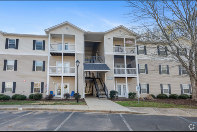 Building Photo - 202 McKenna Cir Rental