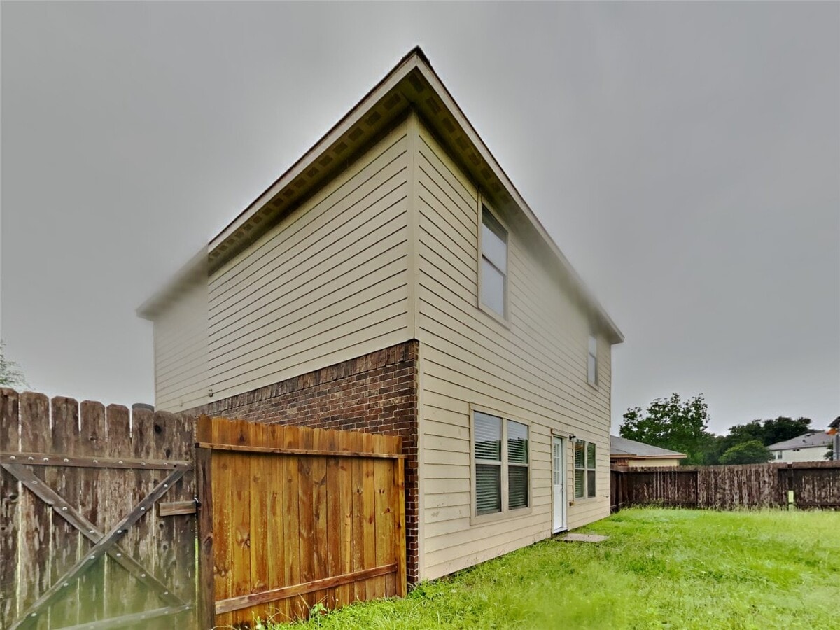 Photo - 2838 Wisner Cir
