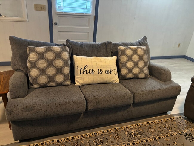 Photo - 13 Pennwood Rd Unit B