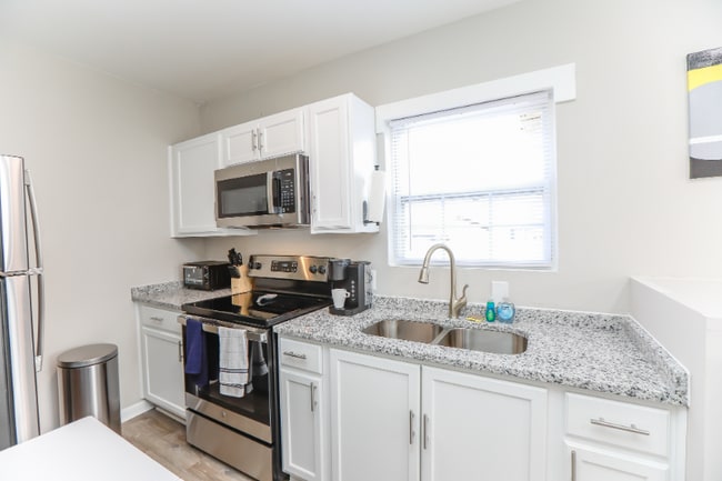 Photo - 1265 Pall Mall St Unidad B