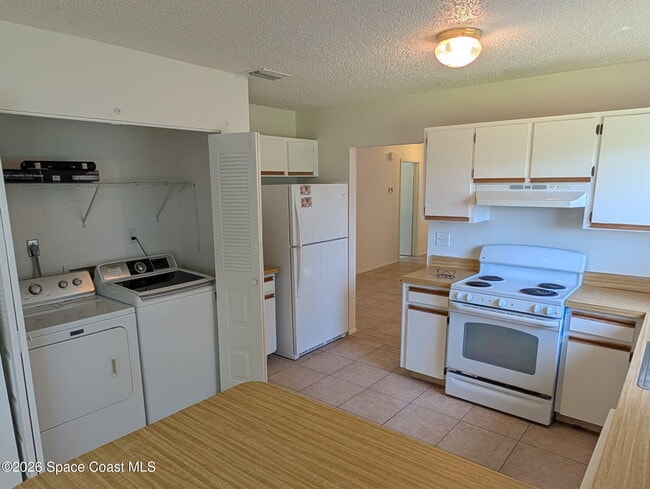 Photo - 1257 Lamplighter Dr NW